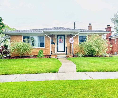 30601 Taylor St, Saint Clair Shores, MI, 48082-1562 | Card Image