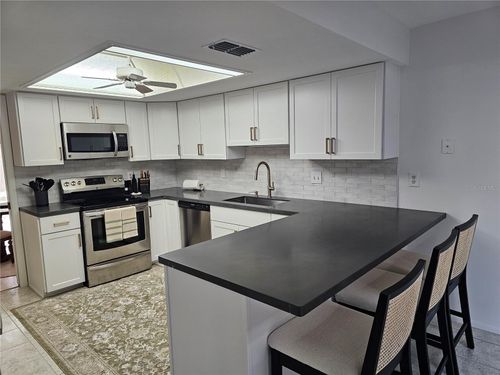 19a-4408 La Jolla Dr, BRADENTON, FL, 34210-3927 | Card Image