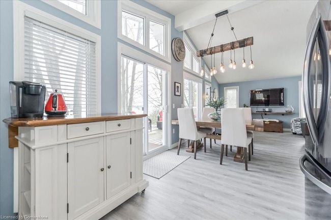 513 Five Road, House other with 2 bedrooms, 3 bathrooms and 7 parking in Mapleton ON | Image 12