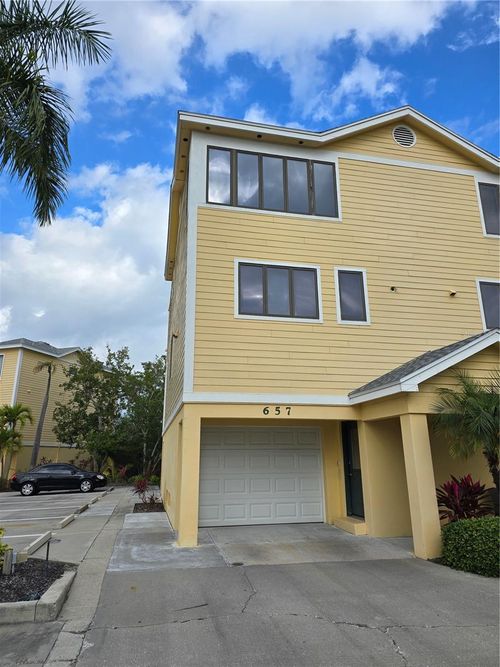 0-657 Cedars Ct, LONGBOAT KEY, FL, 34228-1845 | Card Image