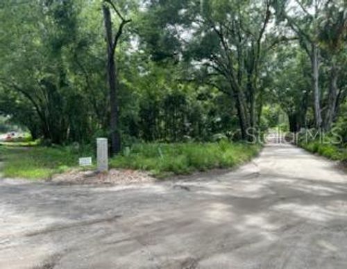 17411 Nw 110th Ave, Alachua, FL, 32615-6629 | Card Image