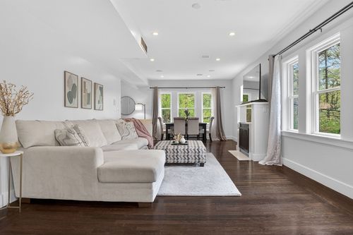 2-319 Forest Hills St, Boston, MA, 02130-3675 | Card Image
