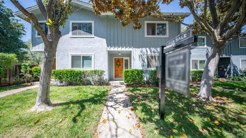 1403 Saint James Pkwy, Concord, CA, 94521-3615 | Card Image