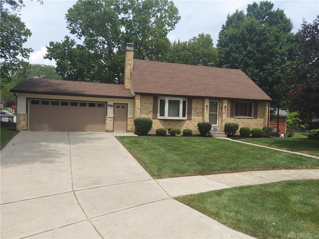 Maplecliff Ct, Dayton, OH 45415