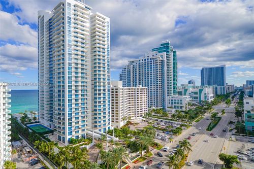 1506-3000 S Ocean Dr, HOLLYWOOD, FL, 33019-2821 | Card Image