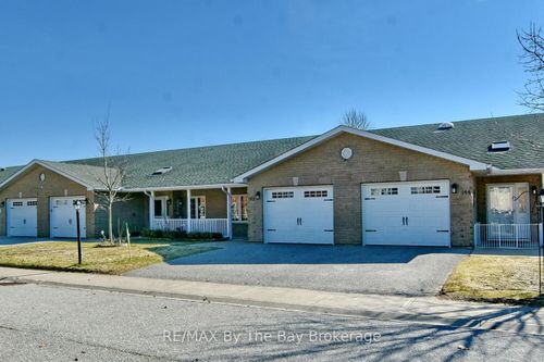 142 Meadow Lane, Wasaga Beach, ON, L9Z0A4 | Card Image