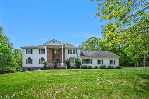 1020 Sunset Rdg, Bridgewater, NJ, 08807-1326 | Card Image