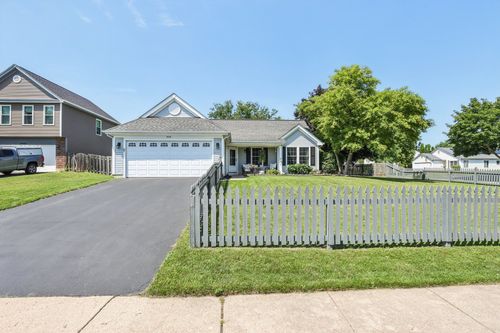 2030 Mallow Ct, Hanover Park, IL, 60133-2912 | Card Image