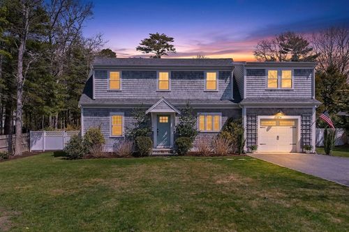 176 Bumps River Rd, Barnstable, MA, 02655 | Card Image