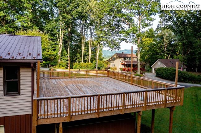 337 Pioneer Rdg, House other with 3 bedrooms, 2 bathrooms and null parking in Sparta NC | Image 28