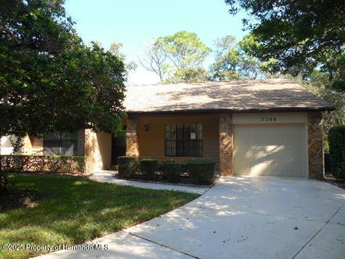 7399 Prince George Ct, Spring Hill, FL, 34606-7001 | Card Image