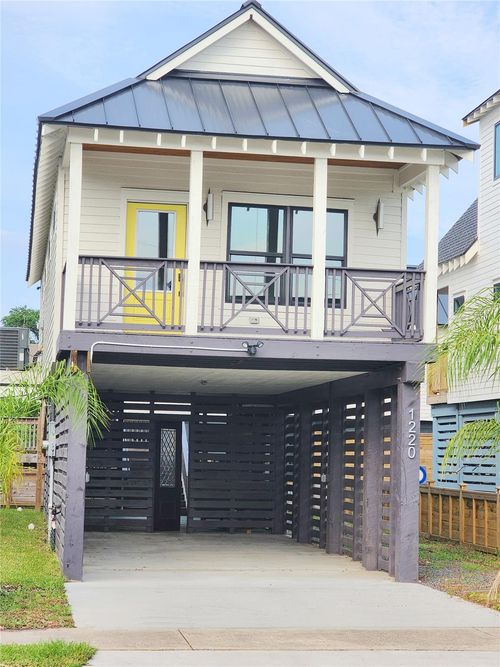 1220 32nd St, Galveston, TX, 77550-4323 | Card Image