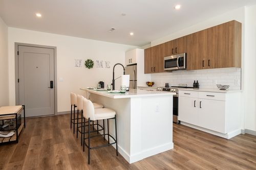 unit-115-203 Lowell St, Wilmington, MA, 01887-2981 | Card Image