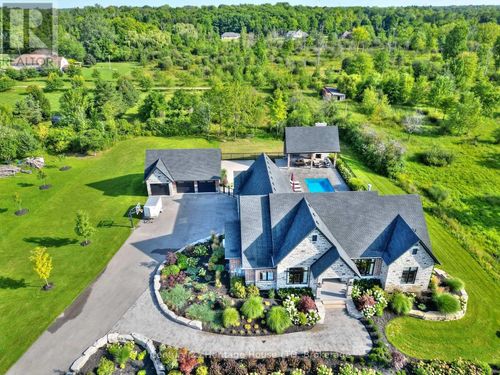 1716 Rebecca St, Fort Erie, ON, L2A5M4 | Card Image