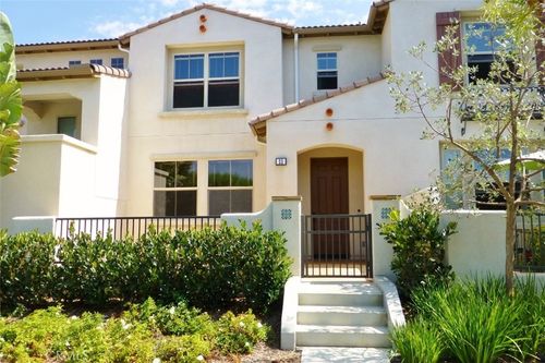 25 Quartet, Irvine, CA, 92618-1506 | Card Image