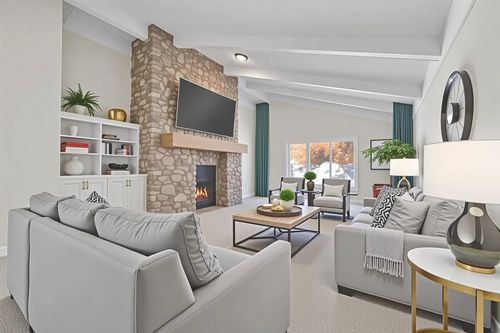 4 Ebach Dr, Bloomington, IL, 61701-2006 | Card Image