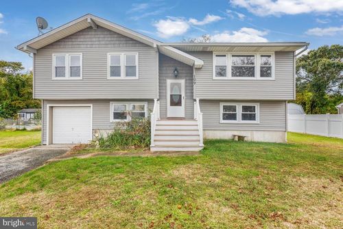 109 Driftwood Ln, Lanoka Harbor, NJ, 08734-2816 | Card Image