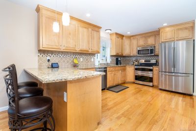 21 Tufts Street, House other with 3 bedrooms, 2 bathrooms and null parking in Bristol CT | Image 3