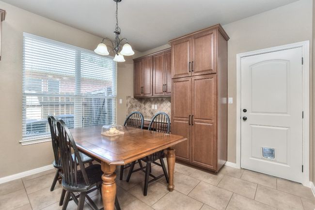 Breakfast Area | Image 12