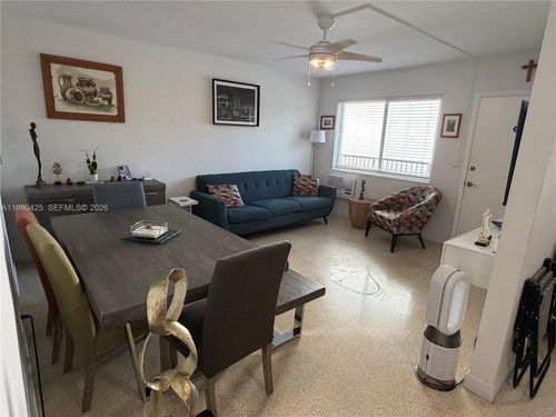 apt-201-3055 Sw 1st Ave, Miami, FL, 33129-2752 | Card Image