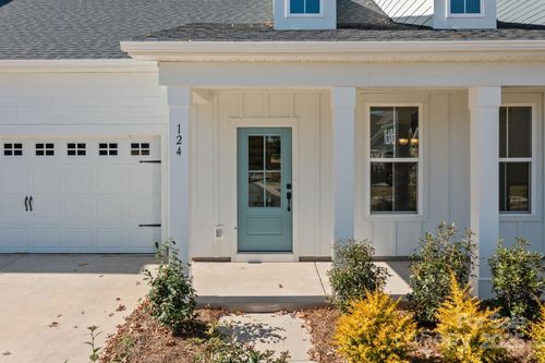 124 Canary Lane, Mooresville, NC, 28115 | Card Image