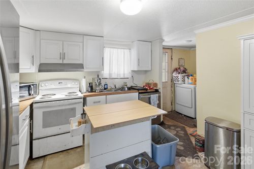 4312 Getaway Ln, Maiden, NC, 28650-8123 | Card Image