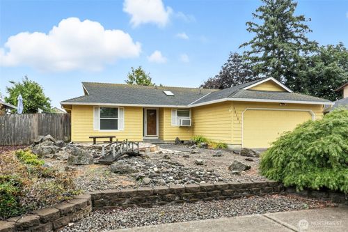 16101 Ne 7th St, Vancouver, WA, 98684-8752 | Card Image