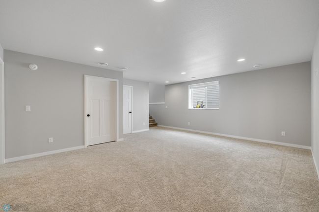 Family Room | Image 17