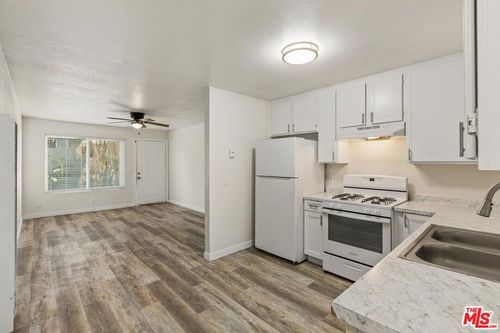 apt-f-331 E Washington Ave, Escondido, CA, 92025-2858 | Card Image