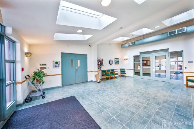 UNIT-303 - 100 John T O Leary Blvd, Townhouse with 2 bedrooms, 1 bathrooms and null parking in South Amboy NJ | Image 14