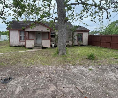 718 Cleo St, Fresno, TX, 77545-7735 | Card Image