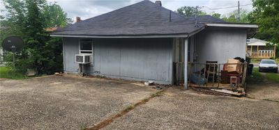 422 N Broad Street, House other with 3 bedrooms, 2 bathrooms and null parking in York AL | Image 2