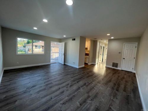 unit-4-12115 Wintergreen Dr, Lakeside, CA, 92040-4011 | Card Image