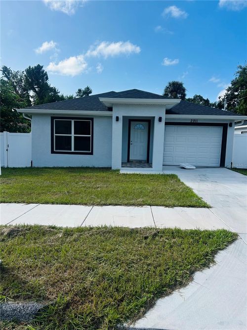 2911 E 20th Ave, TAMPA, FL, 33605-3015 | Card Image