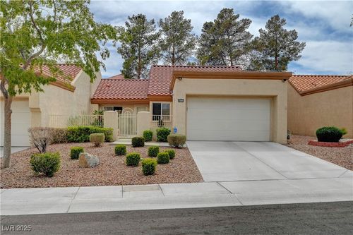 8657 Prairie Hill Dr, Las Vegas, NV, 89134-8415 | Card Image