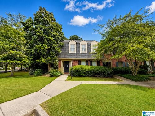 1 Chase Plantation Pkwy, HOOVER, AL, 35244-1522 | Card Image