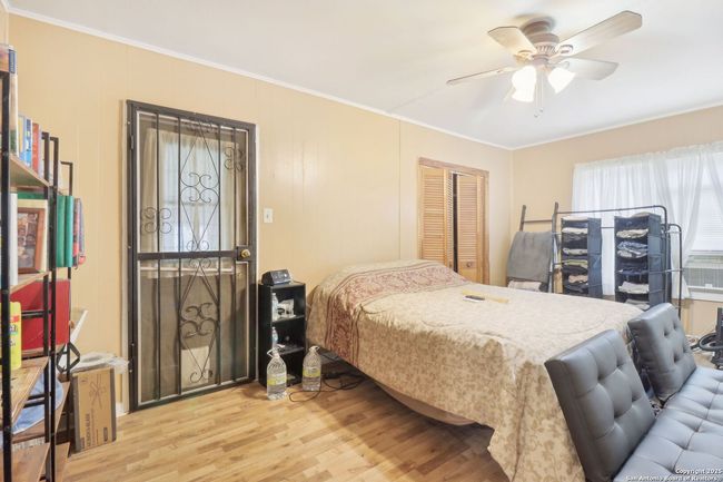 3311 W Cesar E Chavez Blvd, House other with 3 bedrooms, 1 bathrooms and null parking in San Antonio TX | Image 19