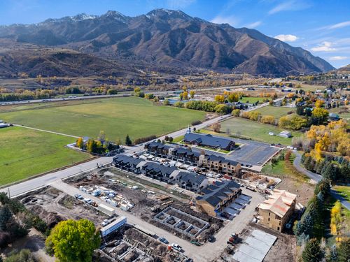 1-5823 N Jeeder Dr, Mountain Green, UT, 84050-6019 | Card Image