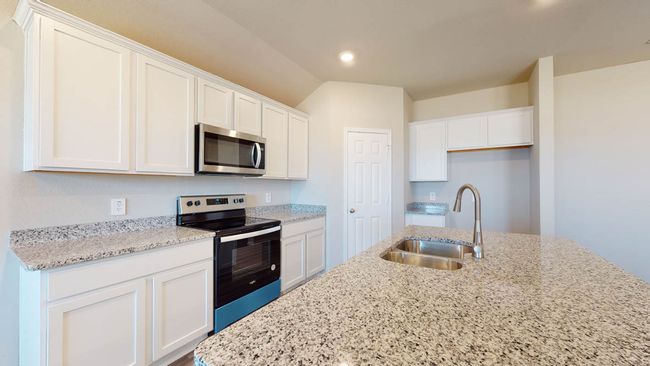 179 Rearden Blvd, House other with 4 bedrooms, 2 bathrooms and 2 parking in Jarrell TX | Image 6