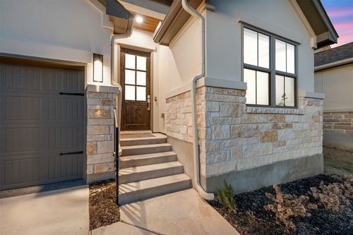 418 Raleigh Dr, Georgetown, TX, 78633-2461 | Card Image