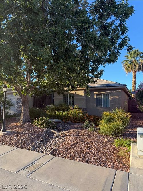 5598 La Sendas Ct, Las Vegas, NV, 89122-4764 | Card Image