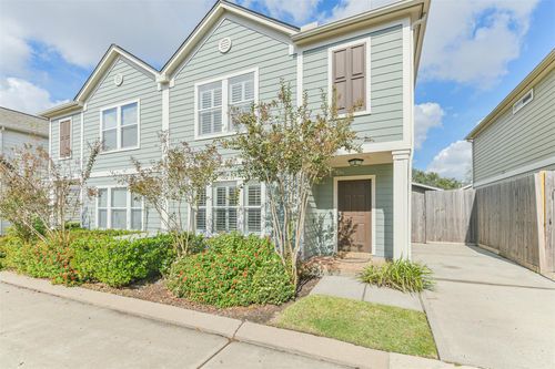 738 Redwing Place Dr, Houston, TX, 77009-2472 | Card Image