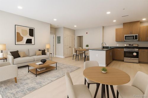 101-31480 Warren Rd, Westland, MI, 48185 | Card Image