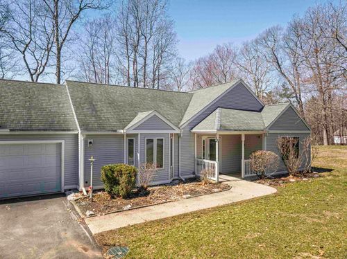 6 Roysann Way, Durham, NH, 03824-4609 | Card Image