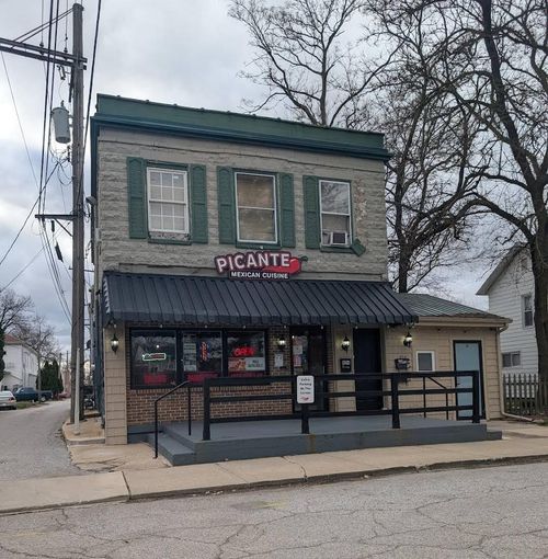 2b-454 S Greenwich St, Valparaiso, IN, 46383 | Card Image