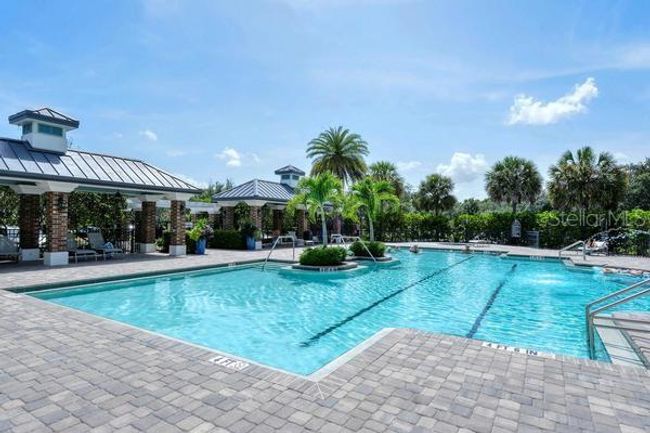8019 Indigo Ridge Ter, House other with 3 bedrooms, 2 bathrooms and null parking in Bradenton FL | Image 43