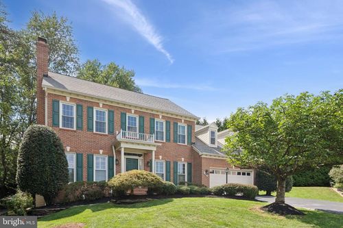 7840 Preakness Ln, Fairfax Station, VA, 22039-3414 | Card Image