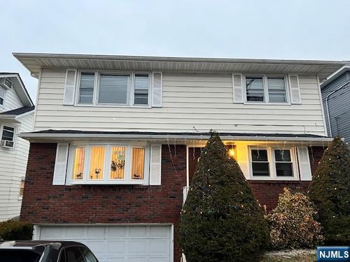 441 Page Avenue, Lyndhurst, NJ, 07071 | Card Image