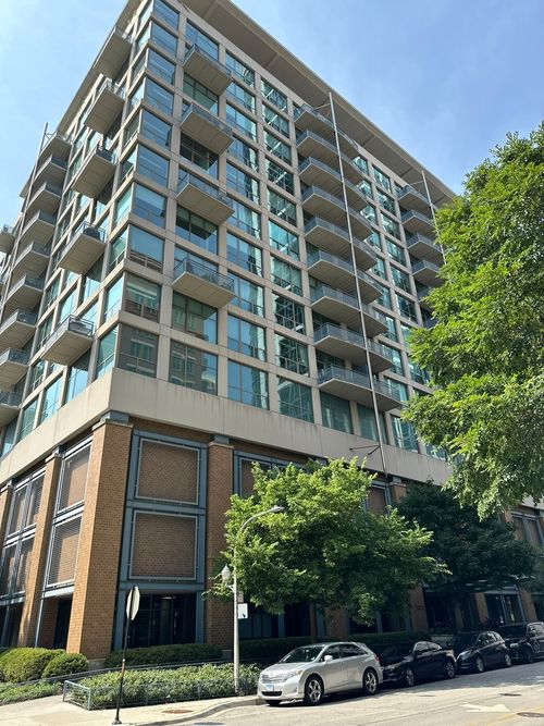 unit-1501-125 E 13th St, Chicago, IL, 60605-2690 | Card Image