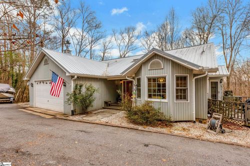 610 Pointe Wildwood Dr, Seneca, SC, 29678-5742 | Card Image